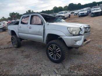  Salvage Toyota Tacoma