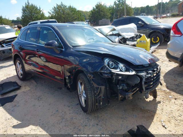  Salvage Porsche Cayenne