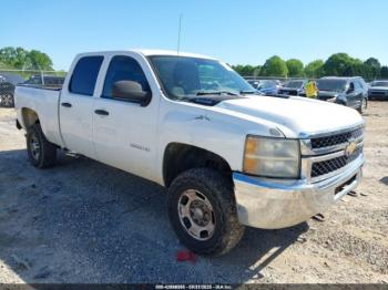  Salvage Chevrolet Silverado 2500