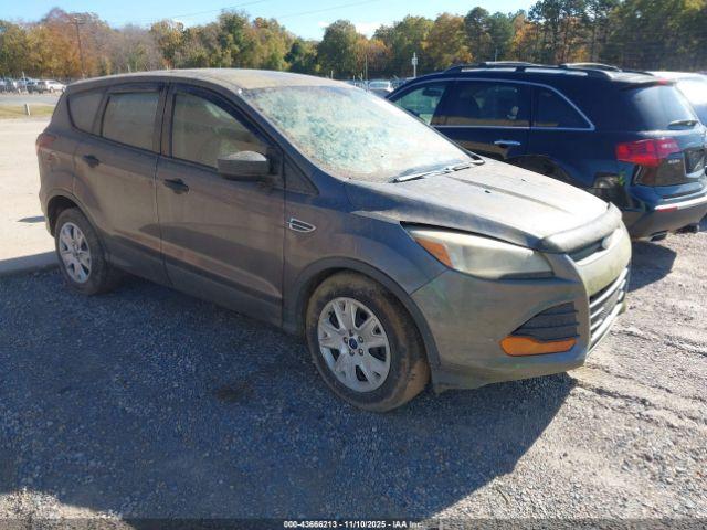  Salvage Ford Escape