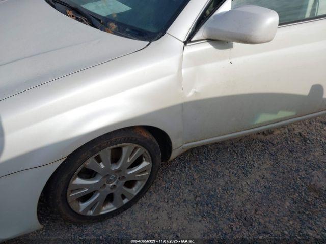 Toyota Avalon Xls Image 3