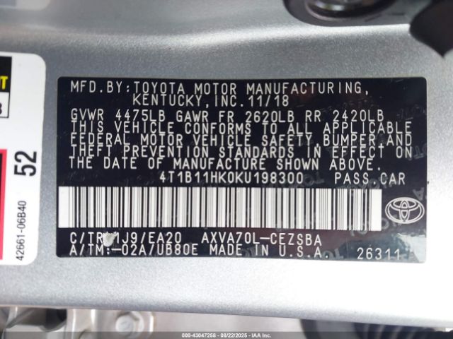 Toyota Camry Se Image 7