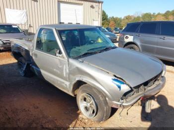  Salvage Chevrolet S-10