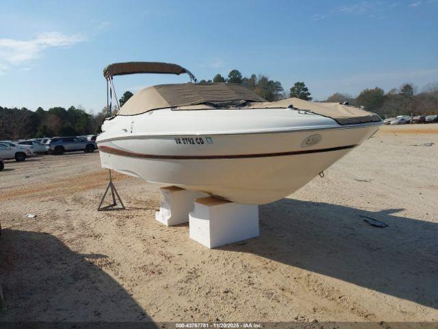  Salvage Maxum 2100 Sd