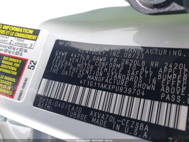 Toyota Camry Se Image 7