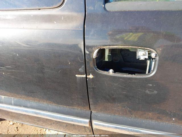 GMC Sierra 1500 Sle Image 3