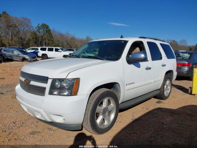 Chevrolet Tahoe Ltz Image 2
