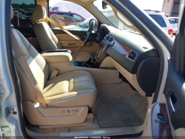 Chevrolet Tahoe Ltz Image 4