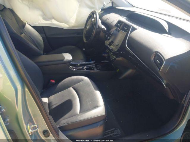 Toyota Prius Xle Image 5