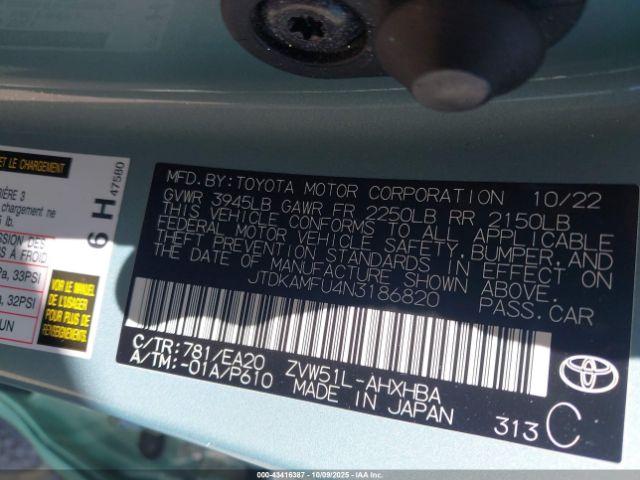 Toyota Prius Xle Image 12