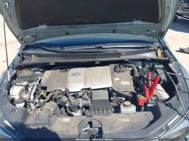 Toyota Prius Xle Image 11