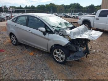  Salvage Ford Fiesta