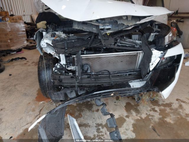 Nissan Rogue Rock Creek Image 6