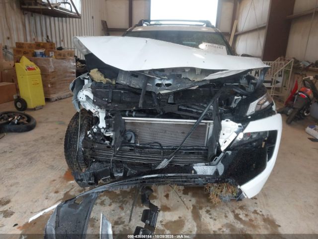 Nissan Rogue Rock Creek Image 15