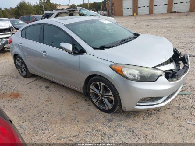  Salvage Kia Forte
