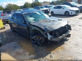  Salvage Chrysler 300