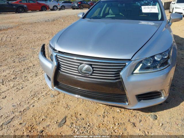 Lexus LS Image 7