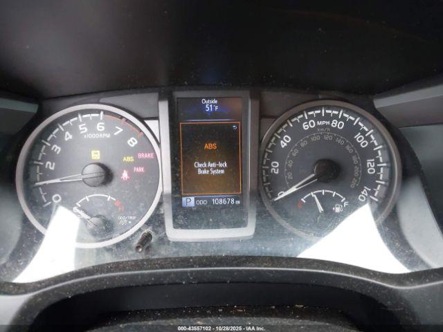 Toyota Tacoma Trd Off Road Image 8