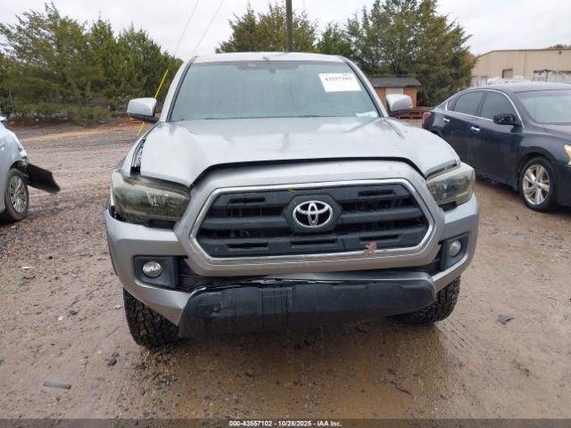 Toyota Tacoma Trd Off Road Image 17