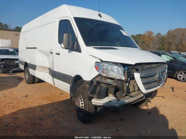  Salvage Mercedes-Benz Sprinter 3500xd