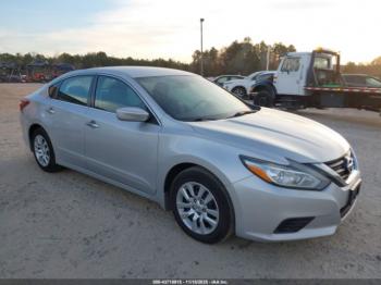  Salvage Nissan Altima