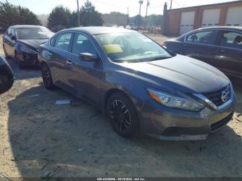  Salvage Nissan Altima