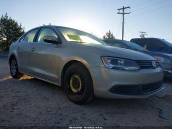  Salvage Volkswagen Jetta