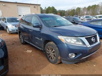  Salvage Nissan Pathfinder