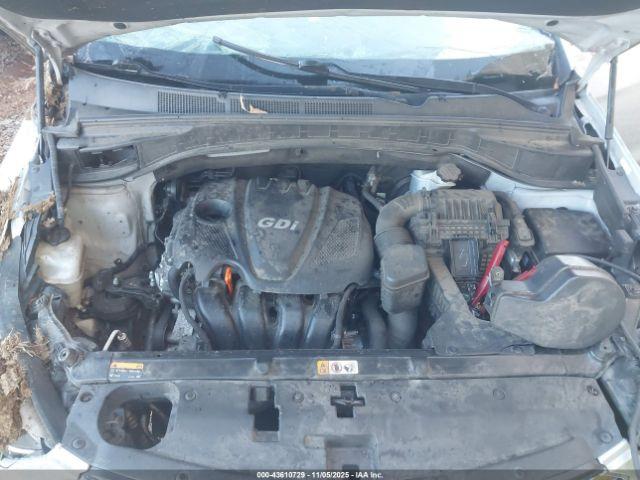 Hyundai SANTA FE Sport Image 15