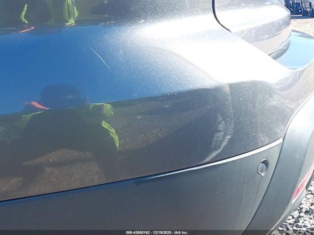 Ford Explorer Limited Image 6