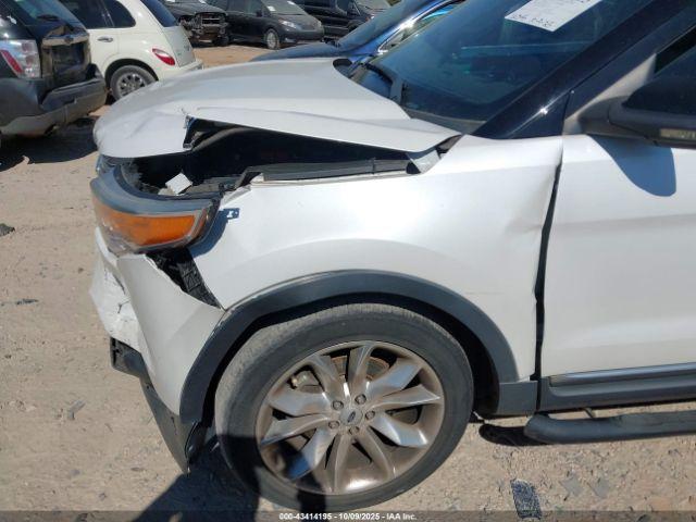 Ford Explorer Xlt Image 9