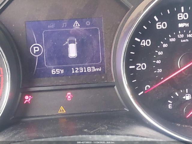 Kia Sedona Lx Image 7