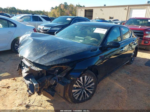 Nissan Altima Sv Fwd Image 16