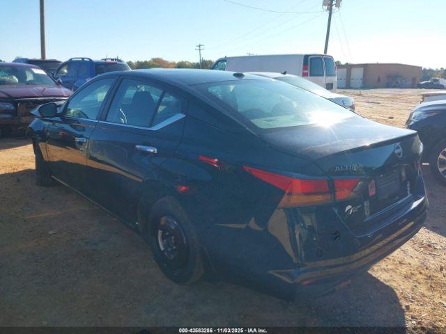 Nissan Altima Sv Fwd Image 7