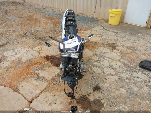 Suzuki Gs500 Fk Image 3