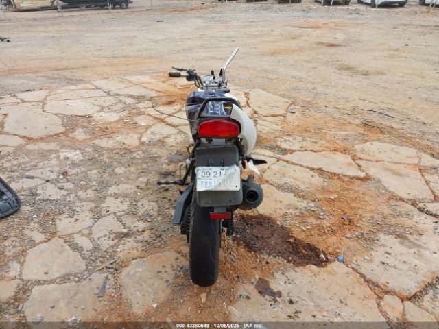 Suzuki Gs500 Fk Image 6