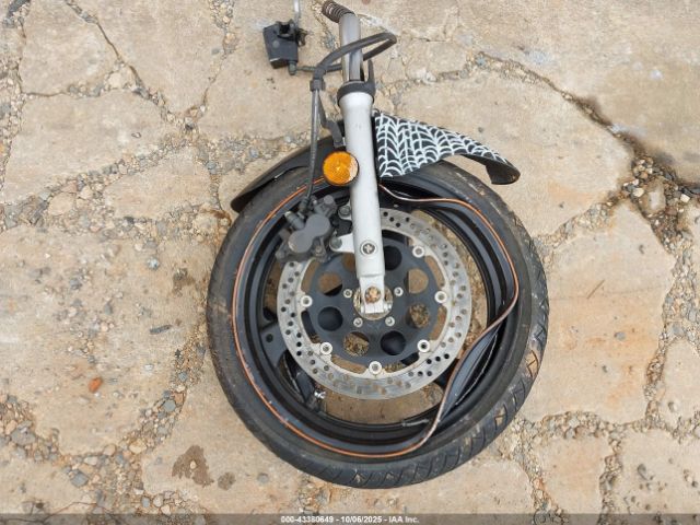 Suzuki Gs500 Fk Image 11