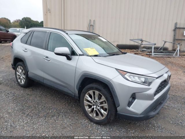 Toyota RAV4 Xle Premium Image 1