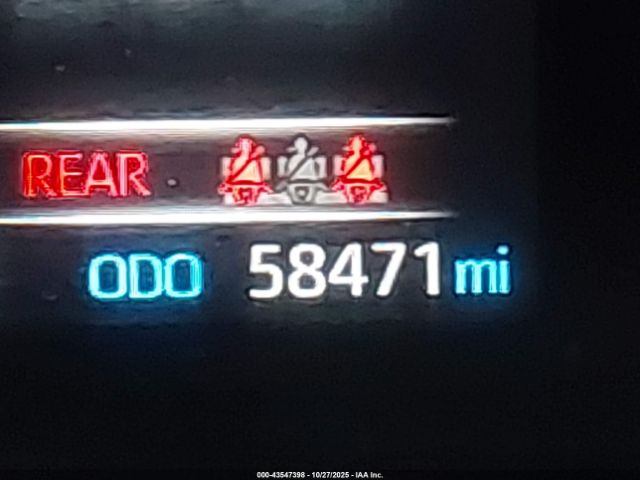 Toyota RAV4 Xle Premium Image 6