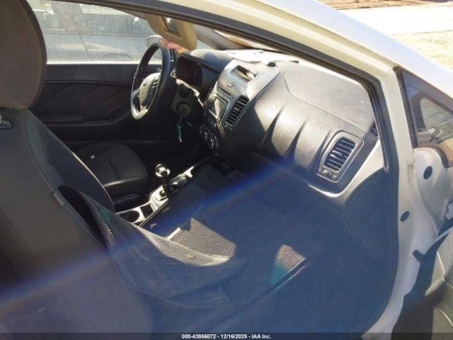 Kia Forte Lx Image 4