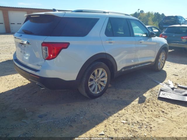 Ford Explorer Limited Image 13