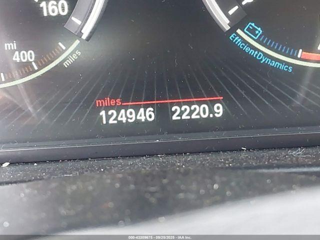 BMW 5 Series Image 14