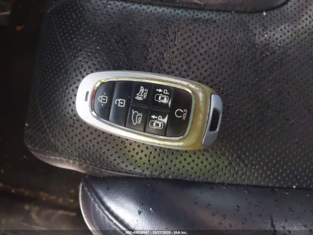 Hyundai SANTA FE Limited Image 14