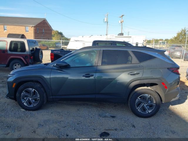 Hyundai TUCSON Blue Image 14