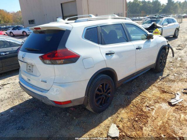 Nissan Rogue S Image 2