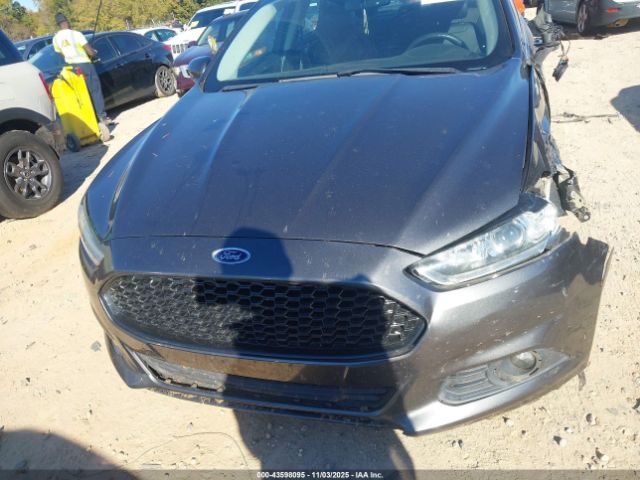 Ford Fusion Se Image 5