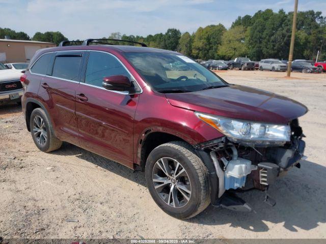  Salvage Toyota Highlander