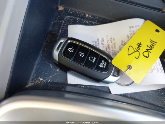 Hyundai VENUE Denim Image 16