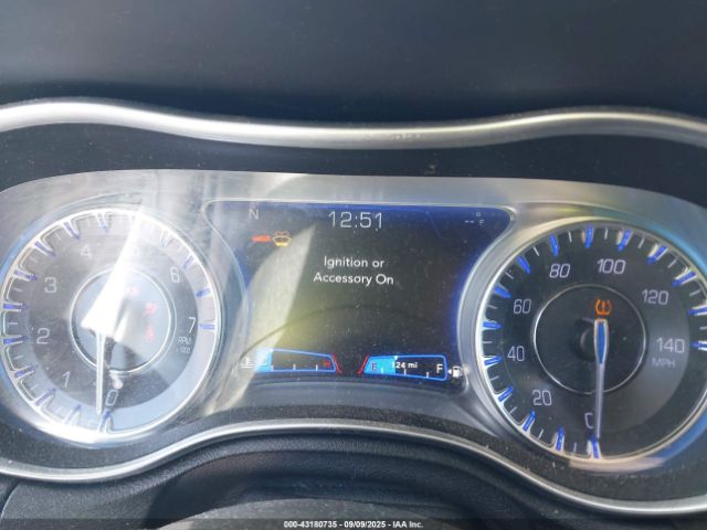 Chrysler 300 Touring Image 4