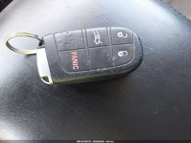 Chrysler 300 Touring Image 8